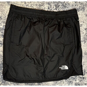 The North Face Hydrenaline Skirt Women’s M Black FlashDry-XD NWT Standard Fit